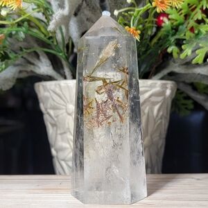 NEW 4.84" CLEAR QUARTZ WITH GREEN TOURMALINE TOWER